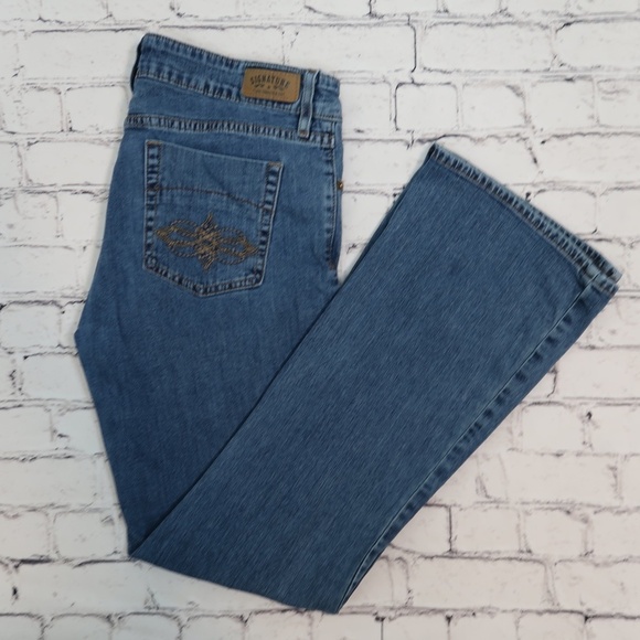 Levi's Signature Modern Bootcut 32x29 Dark Wash Mid Rise - Picture 1 of 15